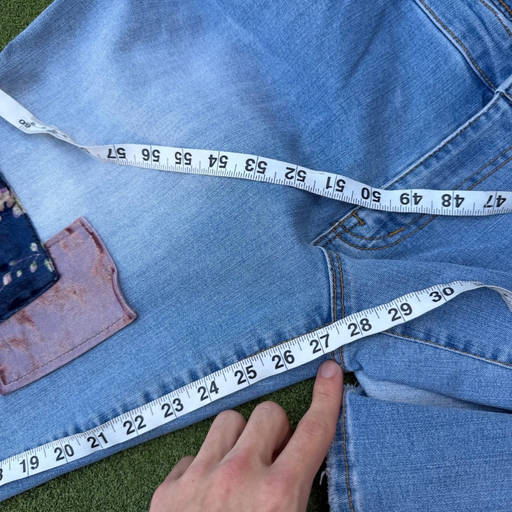 LOGO Lori Goldstein Patchwork Boyfriend Jeans Light Wash Embroidered Size 16 - Picture 5 of 7